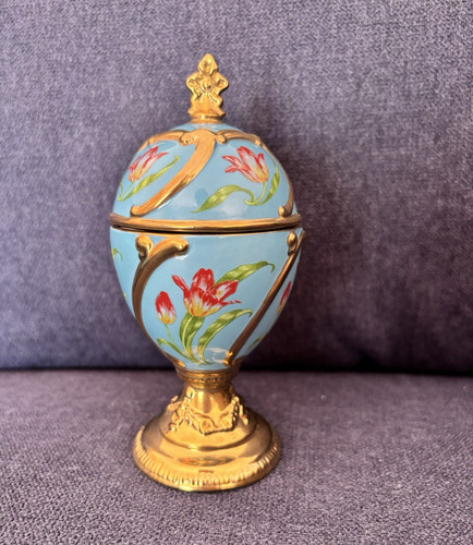 House fabergé tulip - of,