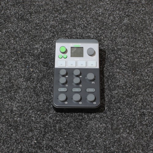 Mackie caster studio desktop - m.caster,