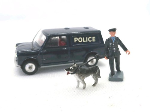 Corgi toys 448 bmc - corgi, police