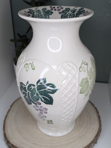Vintage royal winton pottery - royal,