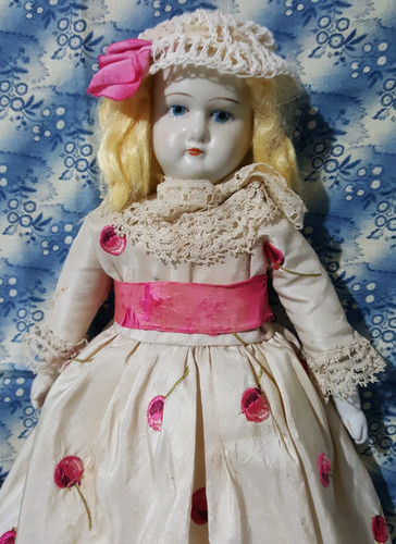 Doll antique lace silk - doll,