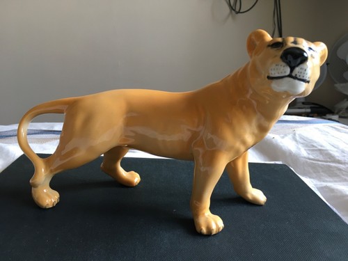 Lioness beswick 2097 by - by,