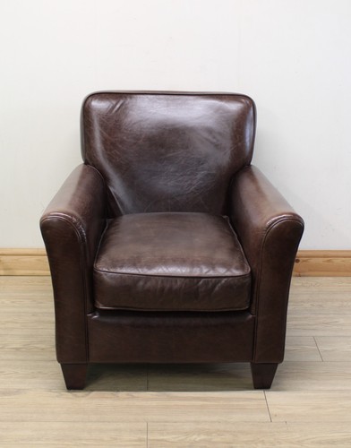 Laura ashley brown - laura, distressed