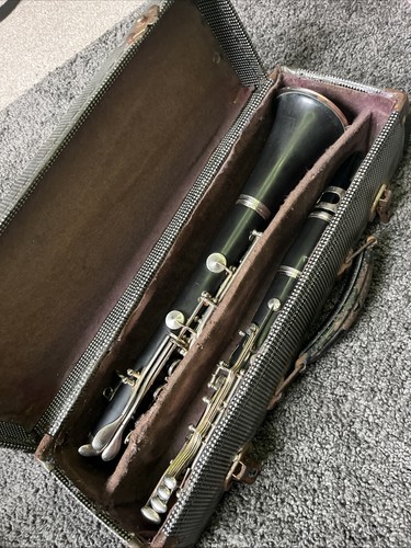 Clarinet with mouth piece and - clarinet,