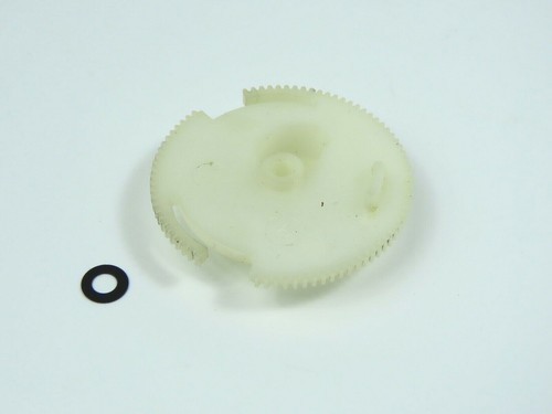 Luxman 230 plastic gear - *luxman,