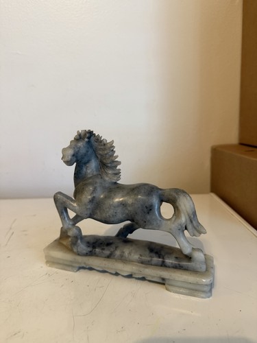 Chinese hand carved horse jade - hand,