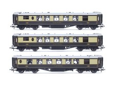 HORNBY 'OO' GAUGE R4429 RAKE OF 3 PULLMAN BROWN/CREAM PARLOUR #171 COACHES