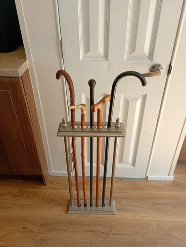 Freestanding metal walking - metal,
