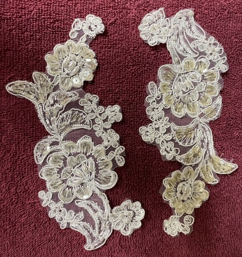 Vintage white beaded pearl - white, beaded,