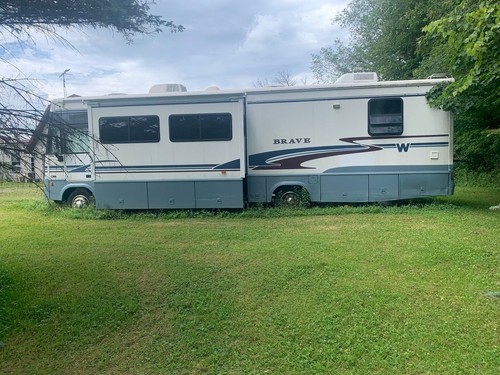 Winnebago brave motorhome - brave,