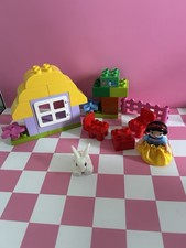 Disney Snow White Cottage