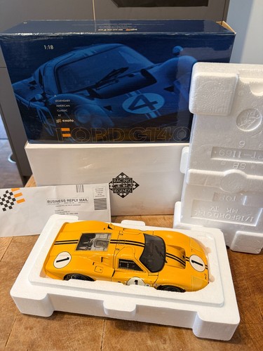 Exoto 1967 yellow ford gt - 1:18,