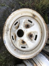 Range Rover Classic - Rostyle steel "16 rim - Good clean condition