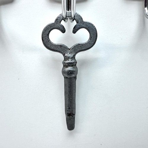 Antique sewing machine - machine, cabinet