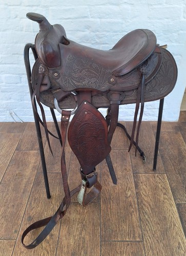 Smart dark brown - dark, tooled