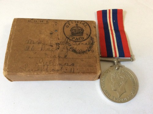 Ww2 war medal - war, mr