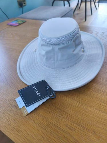 Tilley airflow hat - hat., 7