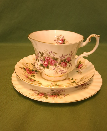 Royal albert lavender rose - albert,