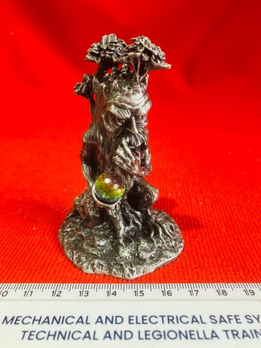 Myth and magic tudor - tudor, mint