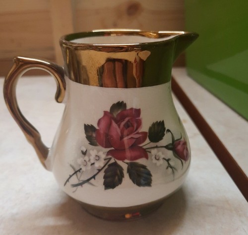 Small wade jug gold - small,