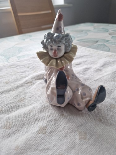 Lladro clown tired - clown, friend'