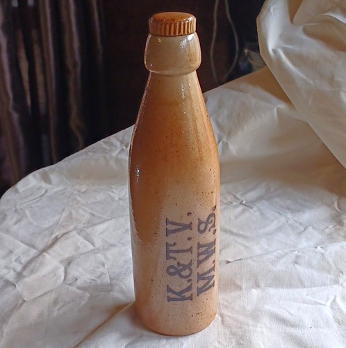 M w s stoneware - t.v.,