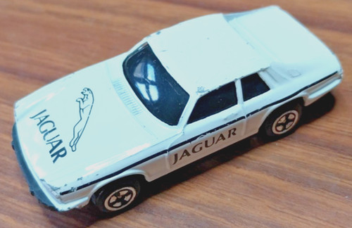 Corgi juniors jaguar s - juniors,