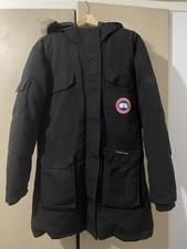 Canada Goose Expedition Parka Size L Black Woman Puffed With Fur