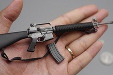 1:6   Vietnam War Weapon Gun
