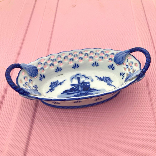 Delft blue hand painted - blue,
