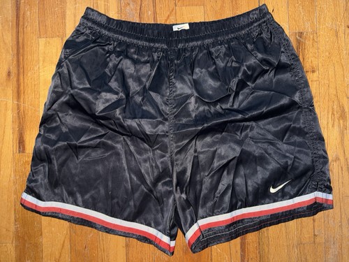 Nike nylon shorts - shorts, vintage