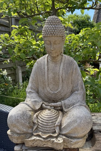 Large stone effect - stone,