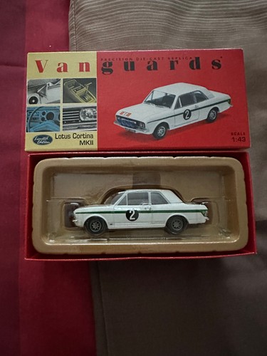 Corgi vanguards va04102 roger - va04102,