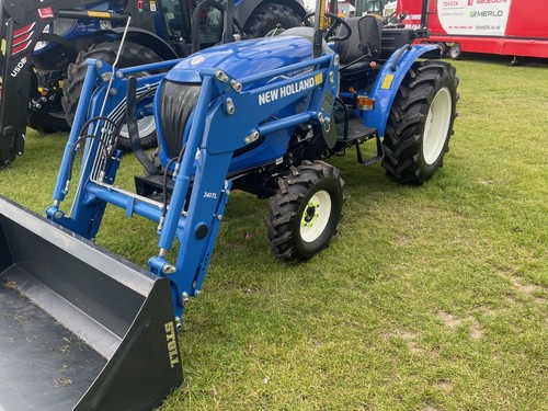 Used new holland boomer - used,