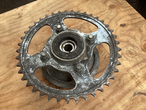 Suzuki rg500 rg400 sprocket - suzuki,