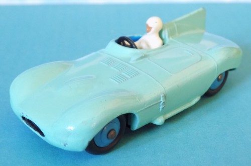 Dinky toys 238 jaguar - toys,