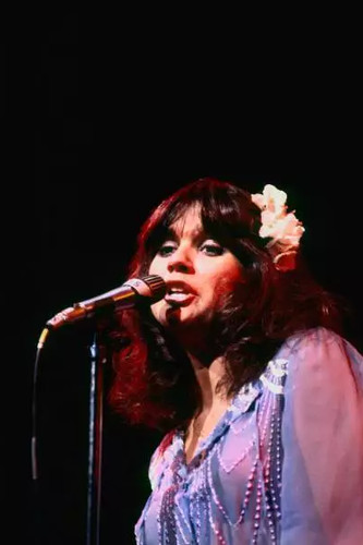 Linda ronstadt live new - at,