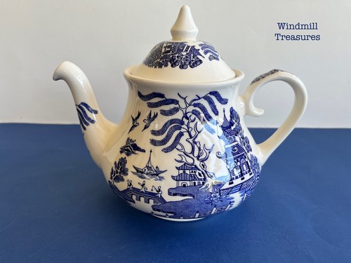 Old willow blue and white - and,