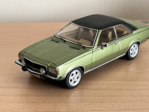 Opel commodore gs coupe - 1/43,