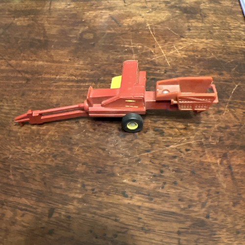 Ertl diecast farm toy - ertl,