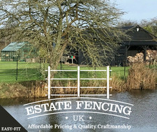 Estate & Parkland Fencing -