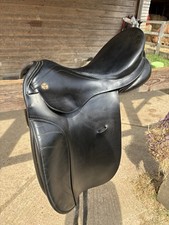 17 inch M KN Dressage Saddle Black