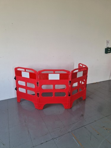 Road work barrier - work, 4-gate