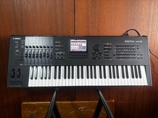 Yamaha MOTIF XF6 61-key Workstation w/ bag 2xFlash Memory