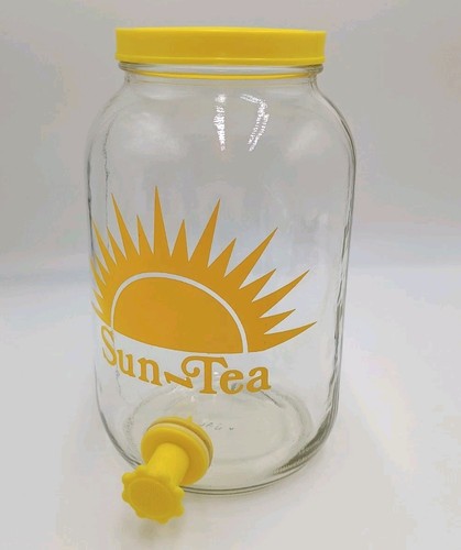 Vintage sun tea glass jar - tea,