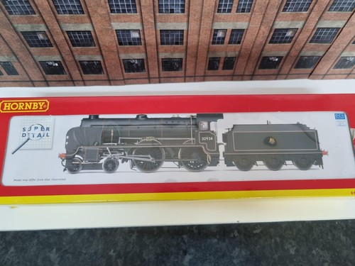 Hornby r2844 schools class - r2844,