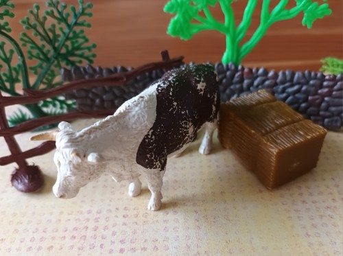 Britains 1980 hereford bull - britains,