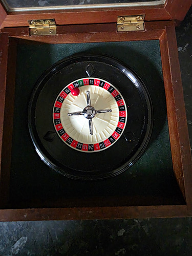 Wooden roulette wheel set - roulette,
