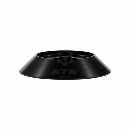 Rear wheel center hub - hub, cover