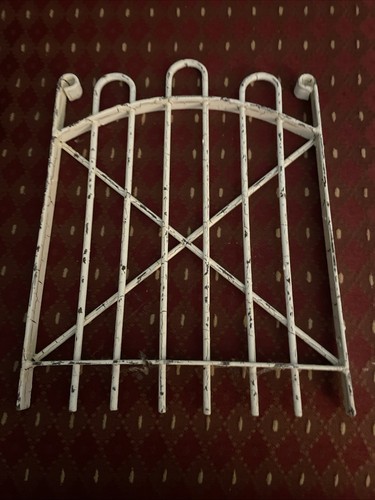 Wrought iron garden decor - garden, gate